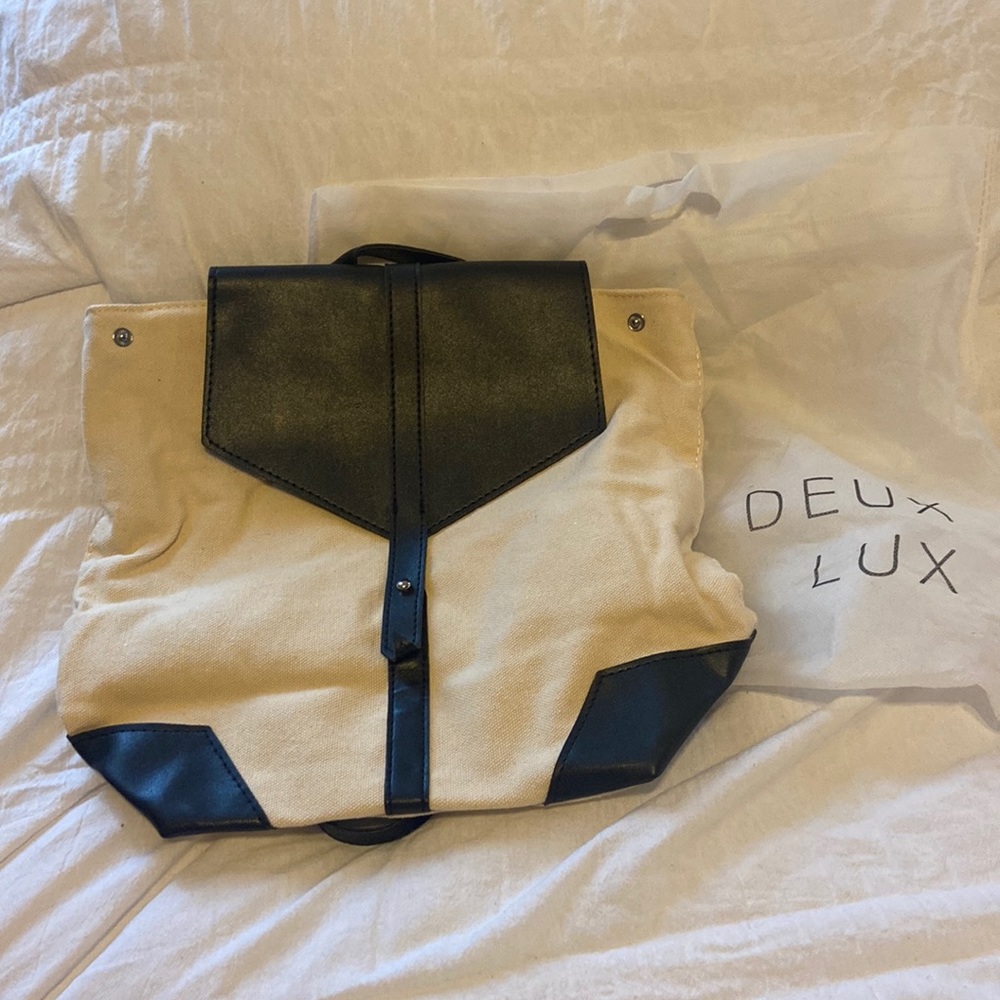 NWOT Canvas BackPack Deux Lux brand